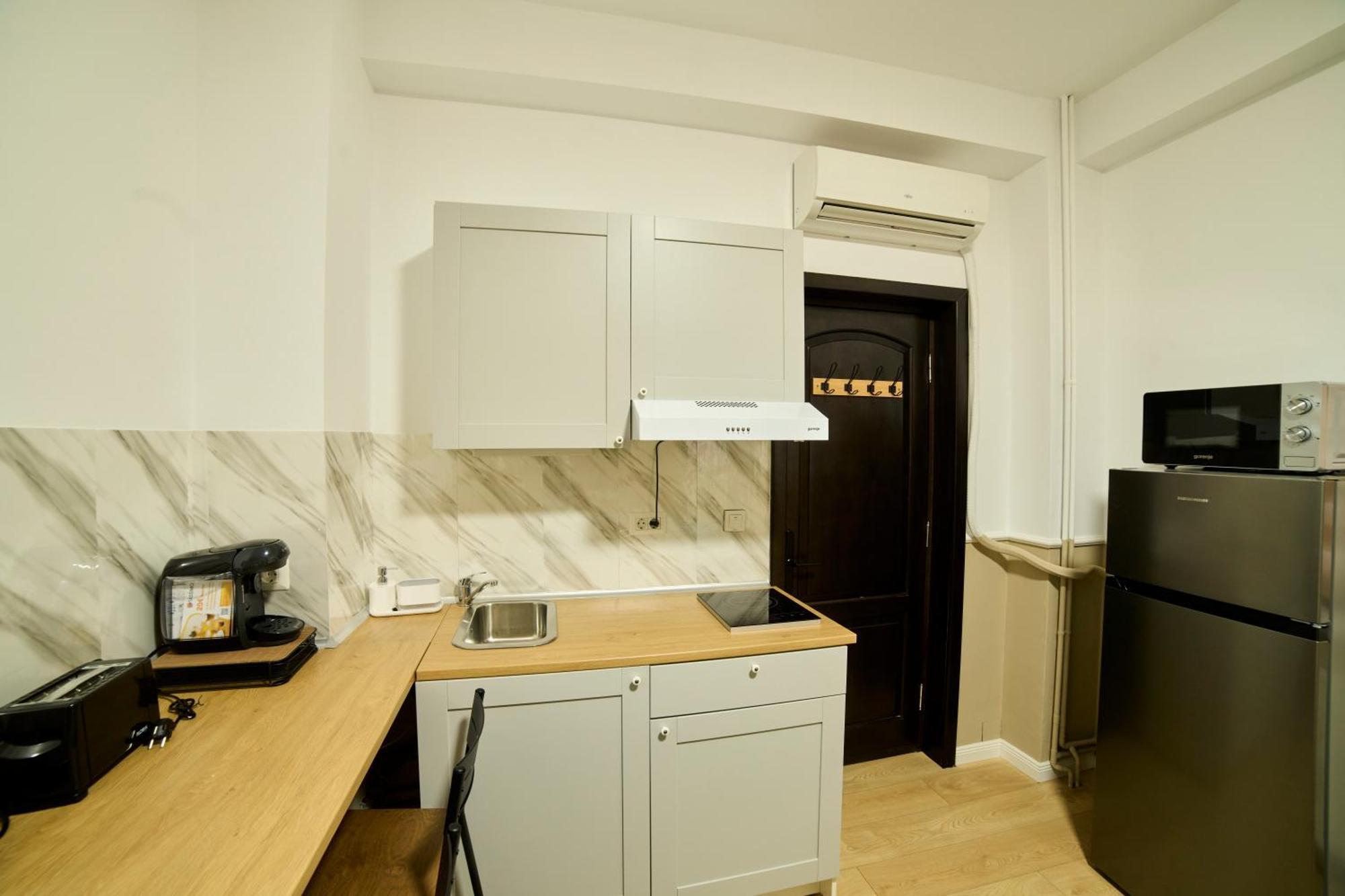 Dona Premier Suites Bukares Bagian luar foto