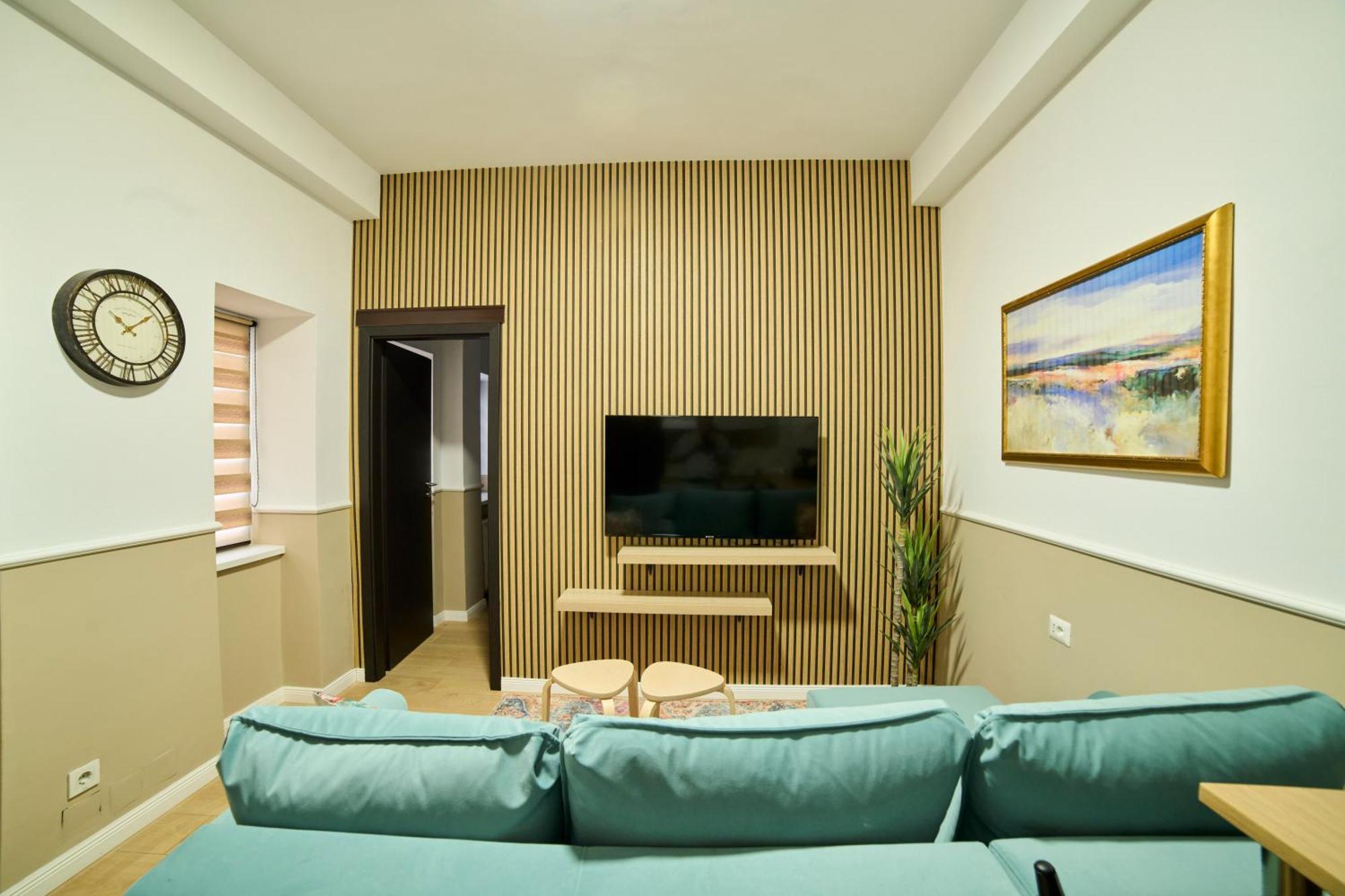 Dona Premier Suites Bukares Bagian luar foto